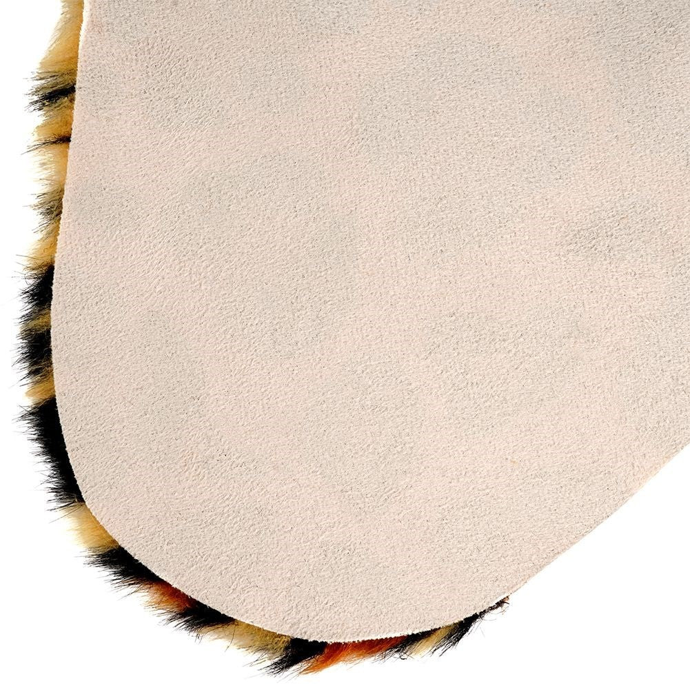 Leopard pattern carpet - soft, comfortable and trendy