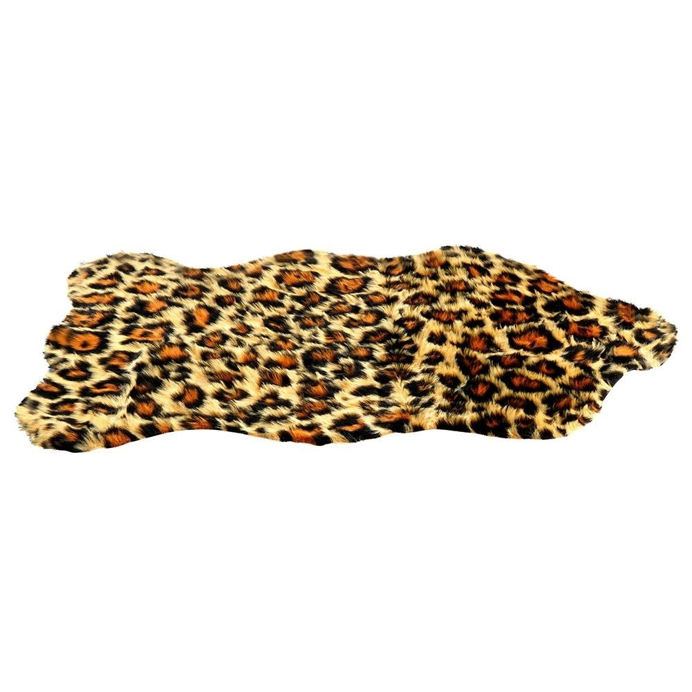 Leopard pattern carpet - soft, comfortable and trendy