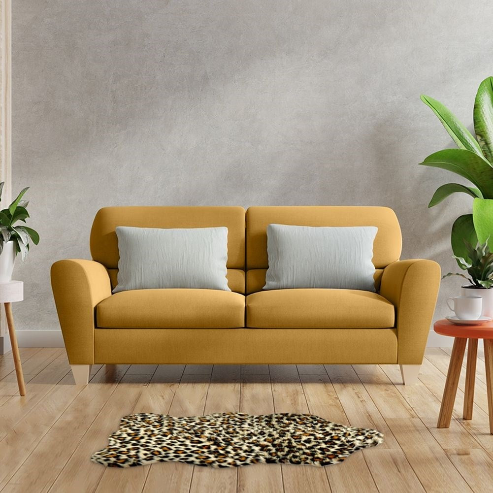 Leopard skin patterned rug - Soft, trendy and unique shape