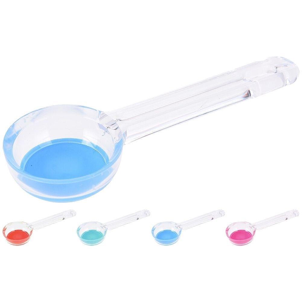 Light ice cream scoop with sharp edge and silicone base for easy serving
