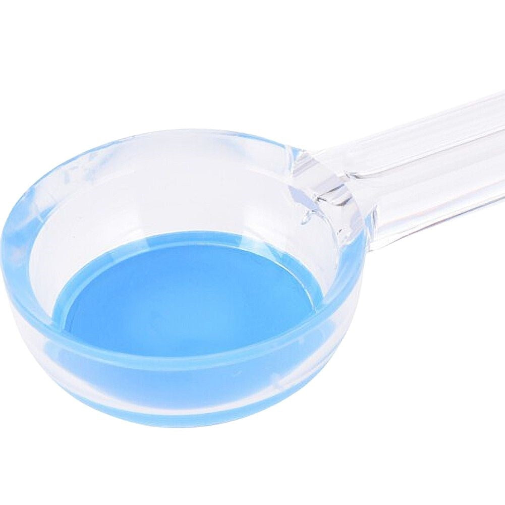Light ice cream scoop with sharp edge and silicone base for easy serving