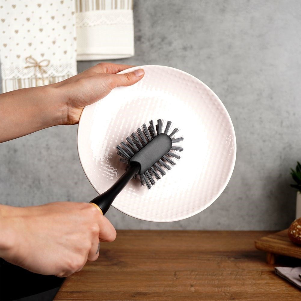 Long dish brush in durable plastic and bamboo, trendy colors
