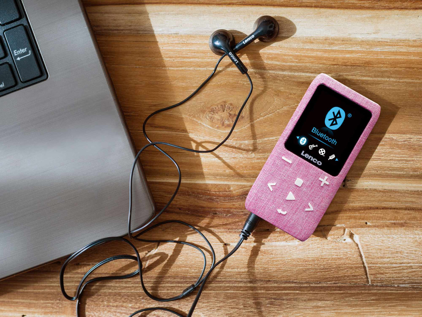 MP3/MP4 Player with Bluetooth, 8GB, Pink, FM Radio