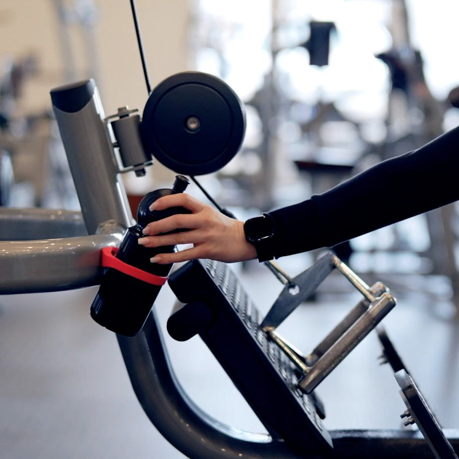 Magnetic Bottle Holder for Gym Equipment – Dark Blue