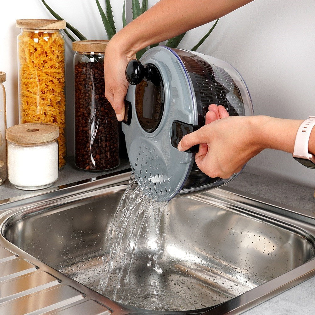 Manual salad spinner dryer