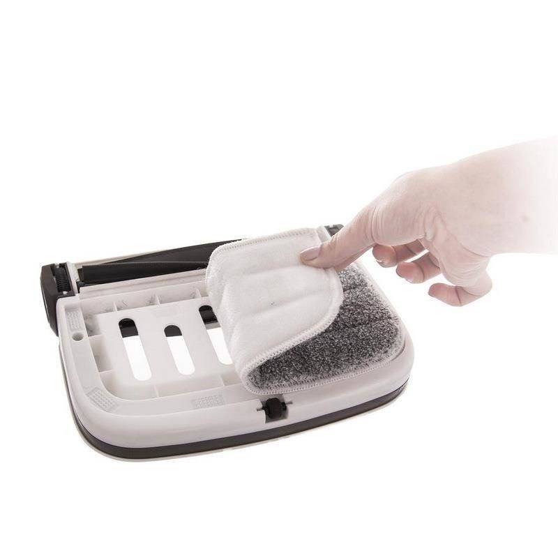 Mechanical hand vacuum cleaner KAŚKA