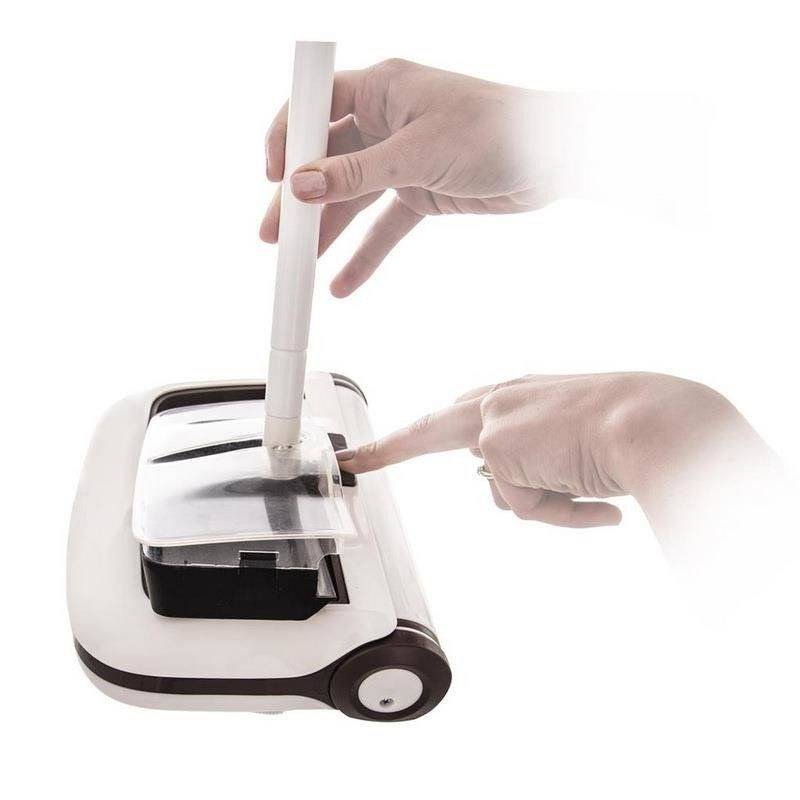 Mechanical hand vacuum cleaner KAŚKA