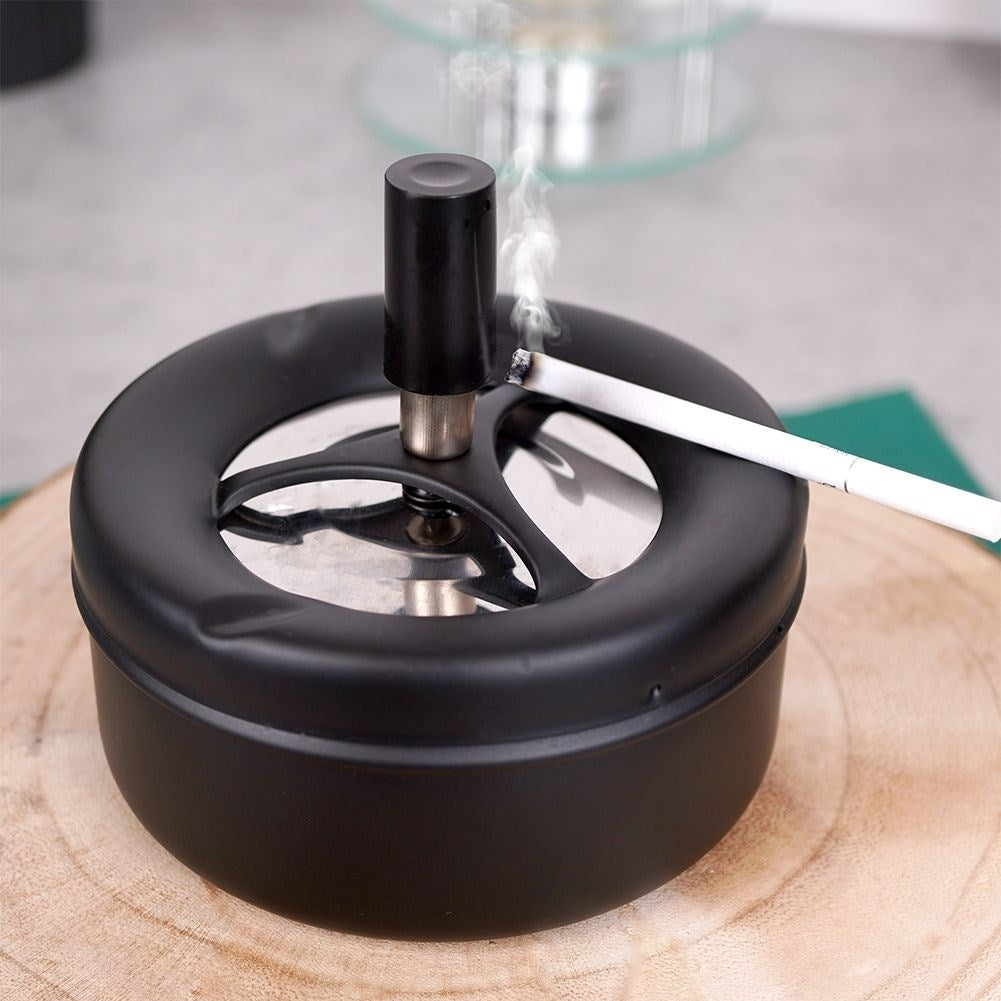 Metal ashtray with lid for a clean and fresh environment