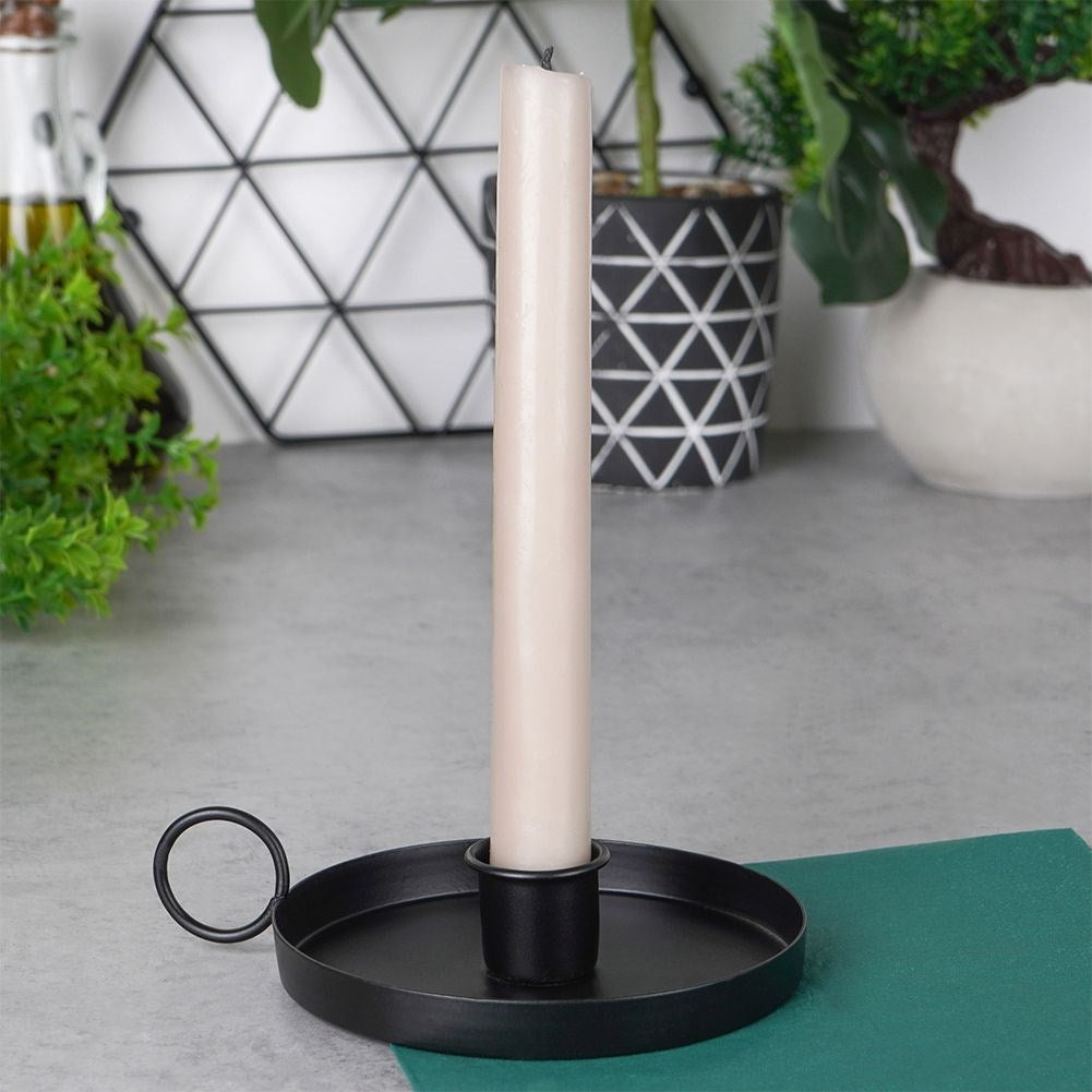 Metal candle holder with handle for easy movement