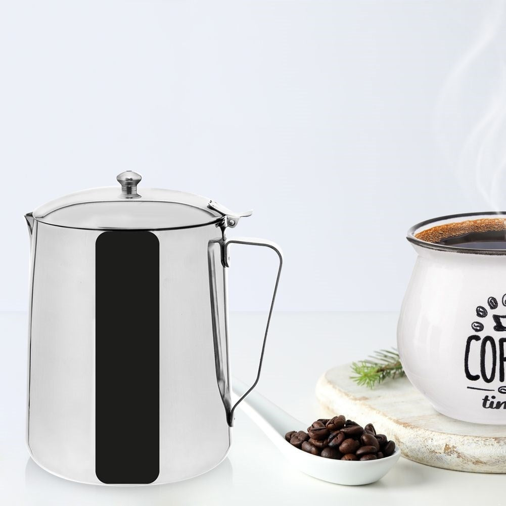 Milk jug with lid in stainless steel for coffee and cream