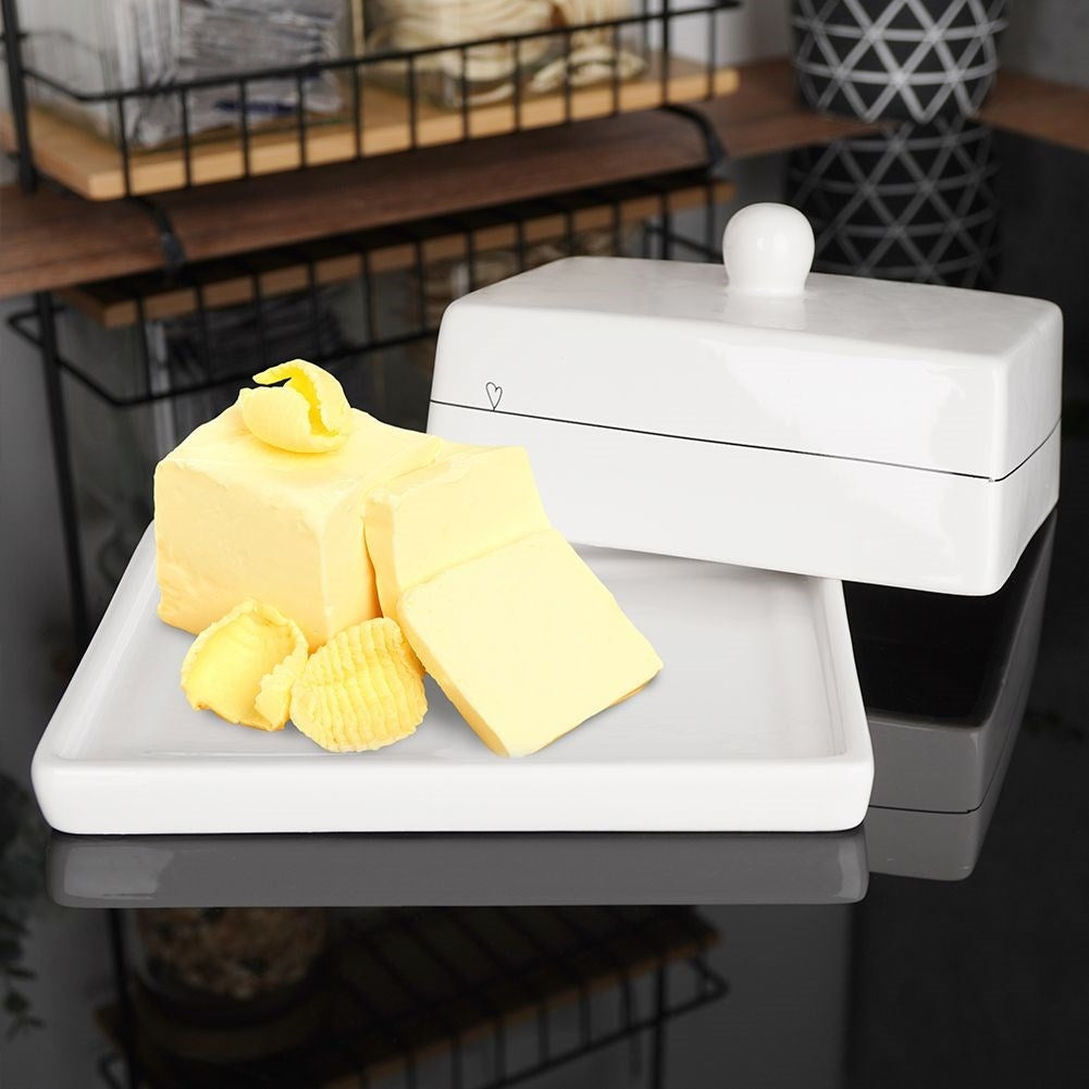 Minimalist White Butter Changer with Handle and Ceramic
