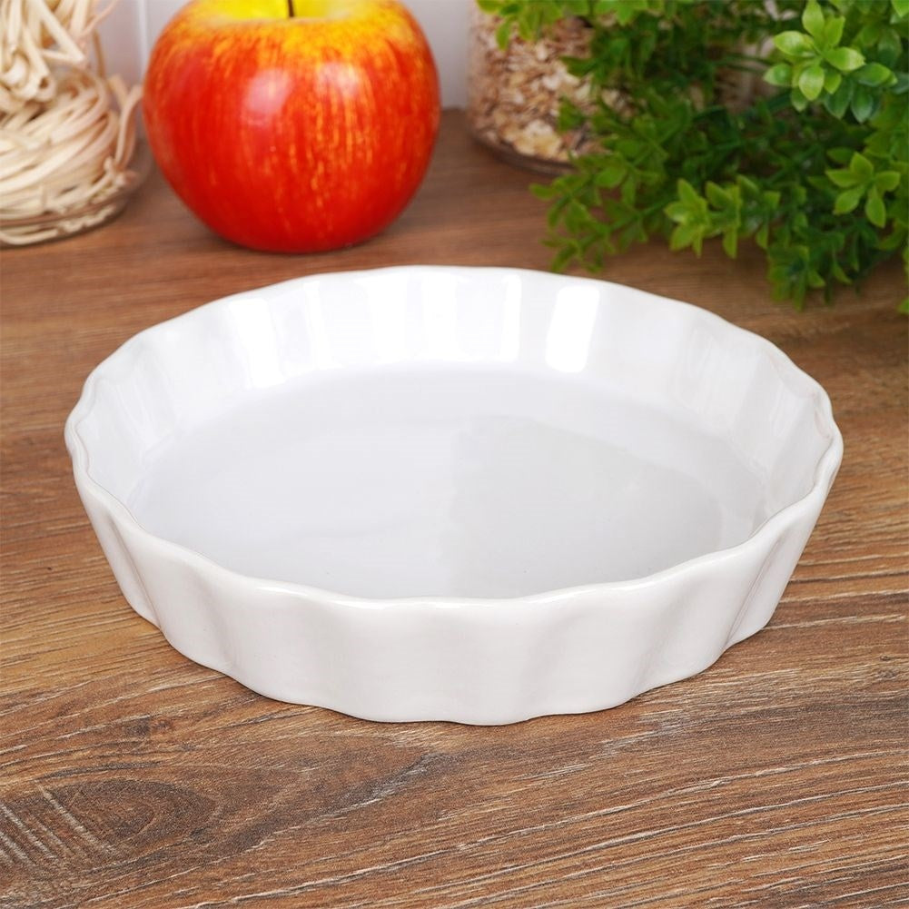 Mini pie form in white ceramic - for desserts & pies