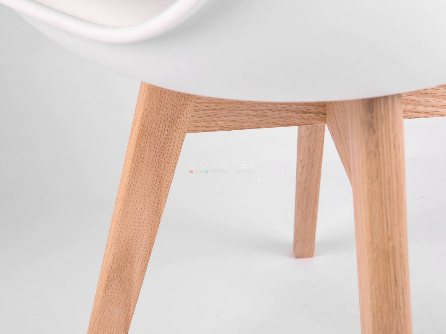 Modern Scandinavian chair Sofotel Ponti black