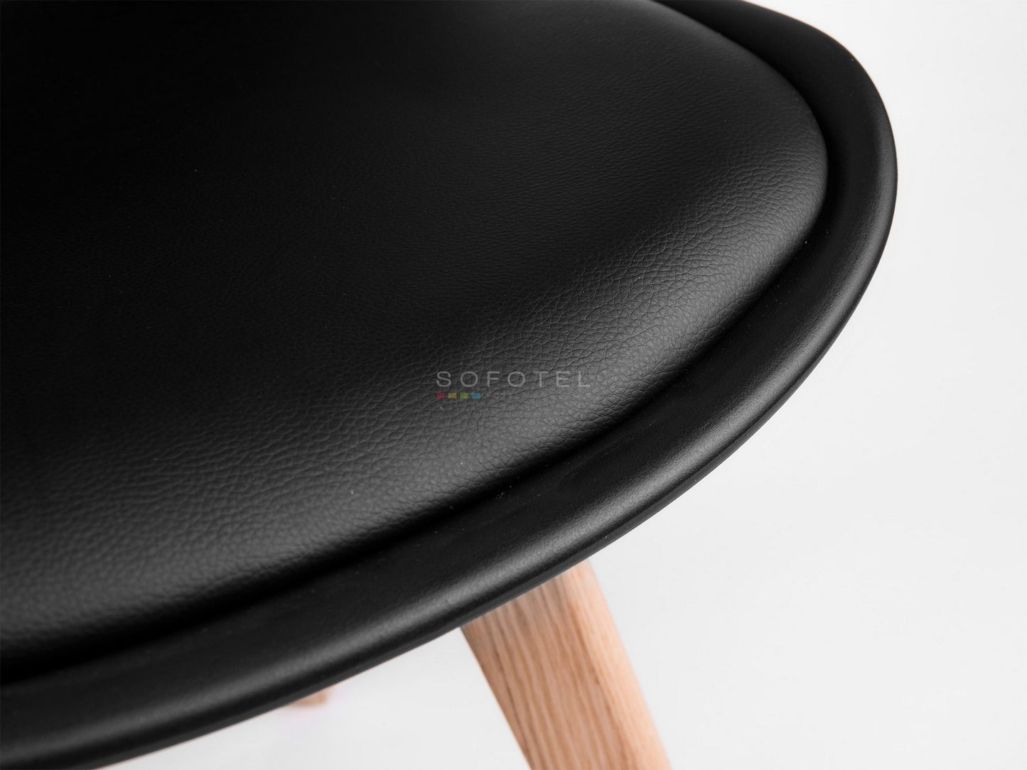 Modern Scandinavian chair Sofotel Ponti black