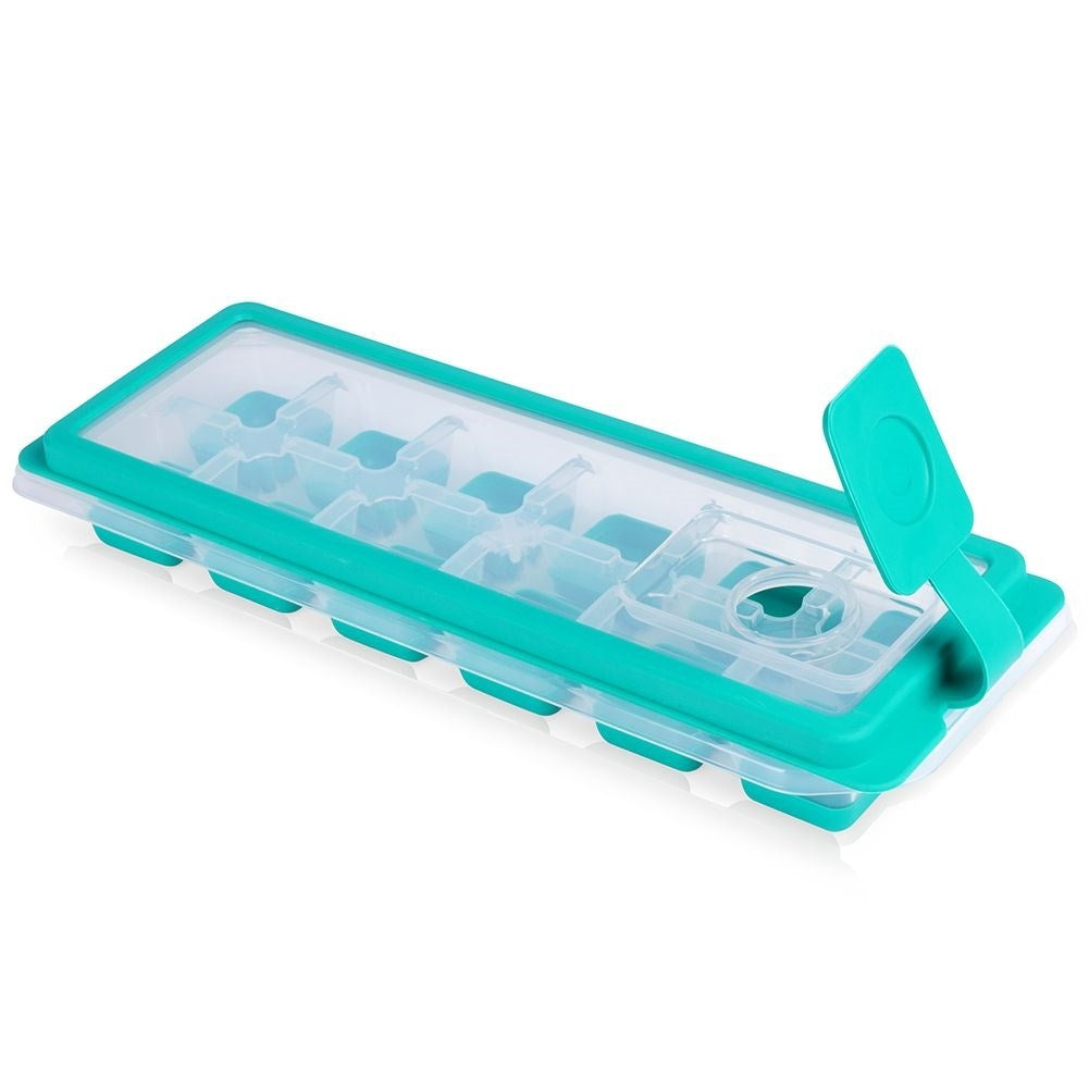 Mold for 12 ice cubes with lid and silicone base