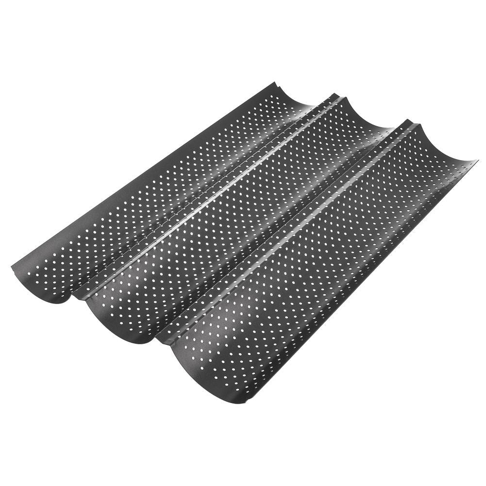 Mold for crispy, golden brown baguettes with non-stick surface