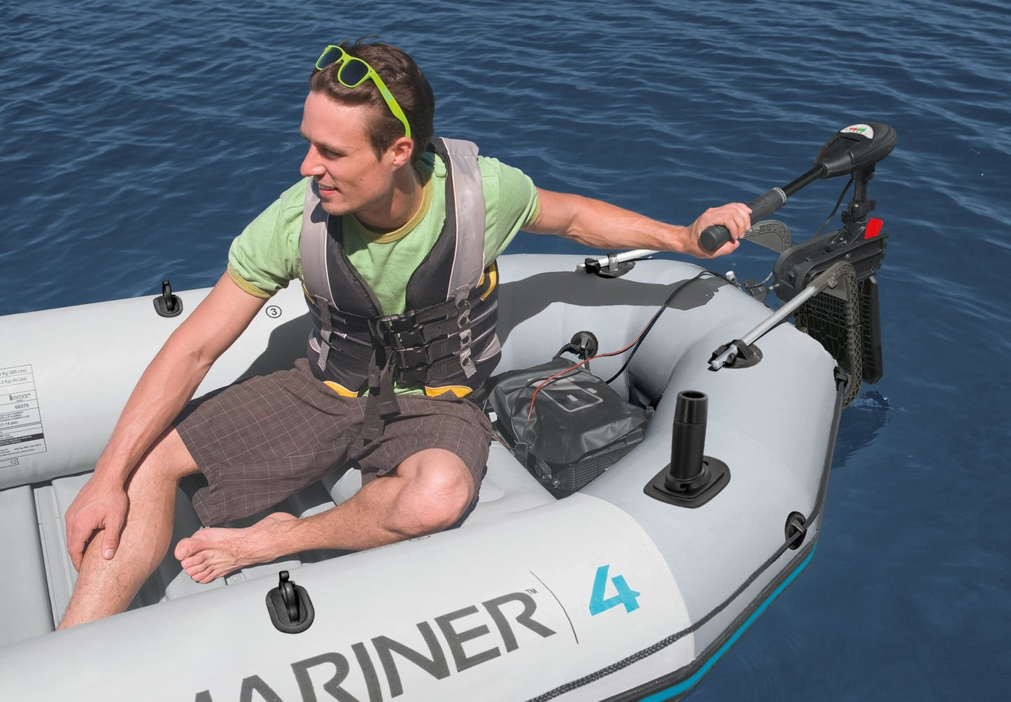 Mounting for the electric motor for the pontoon INTEX 68624