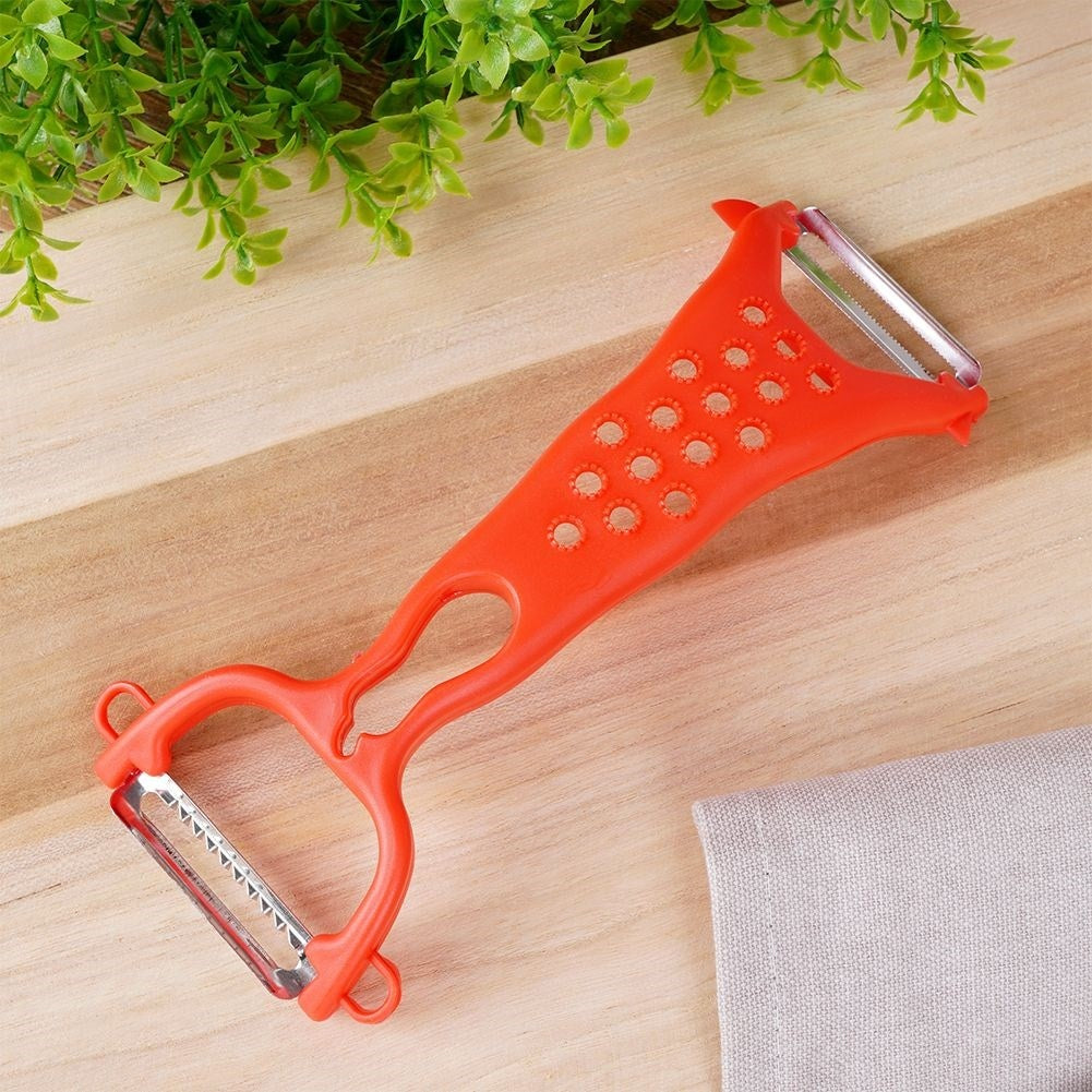 Multifunctional vegetable peeler 4-in-1 with steel blade