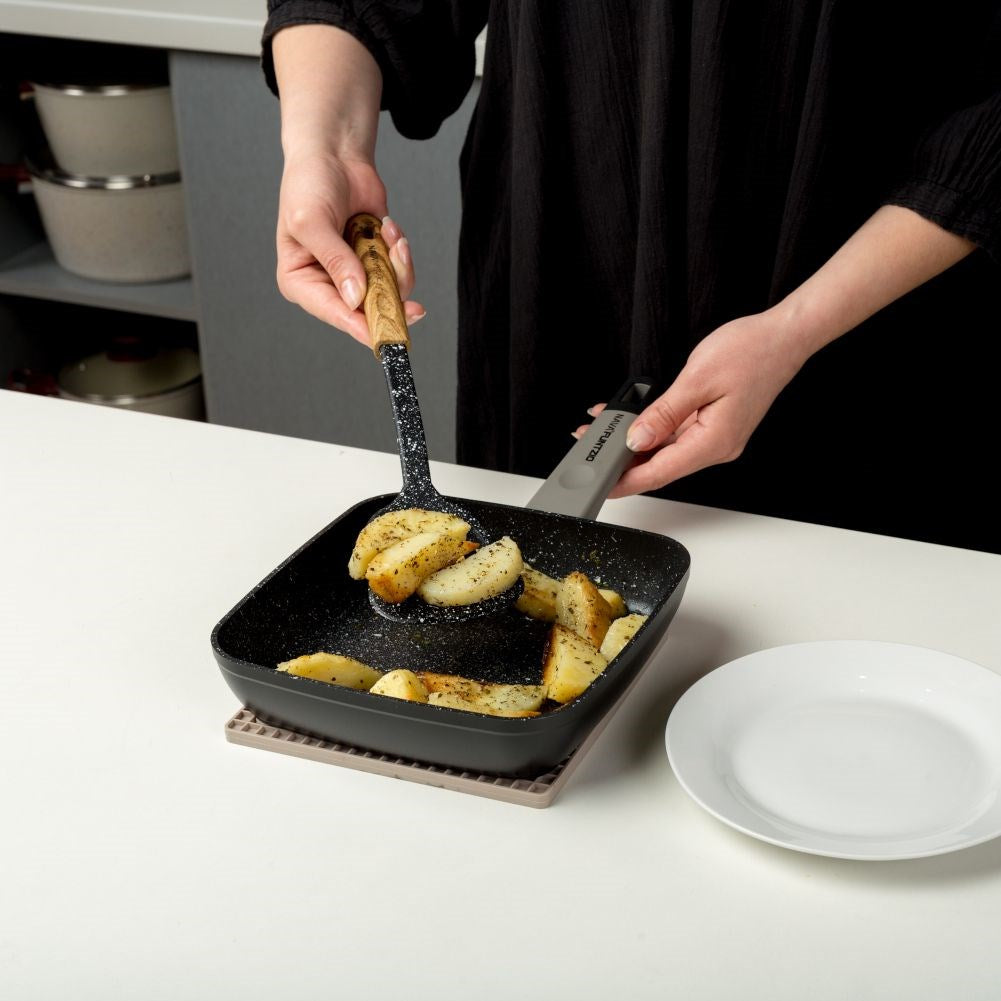 NATURE openwork kitchen spatula 32.5 cm