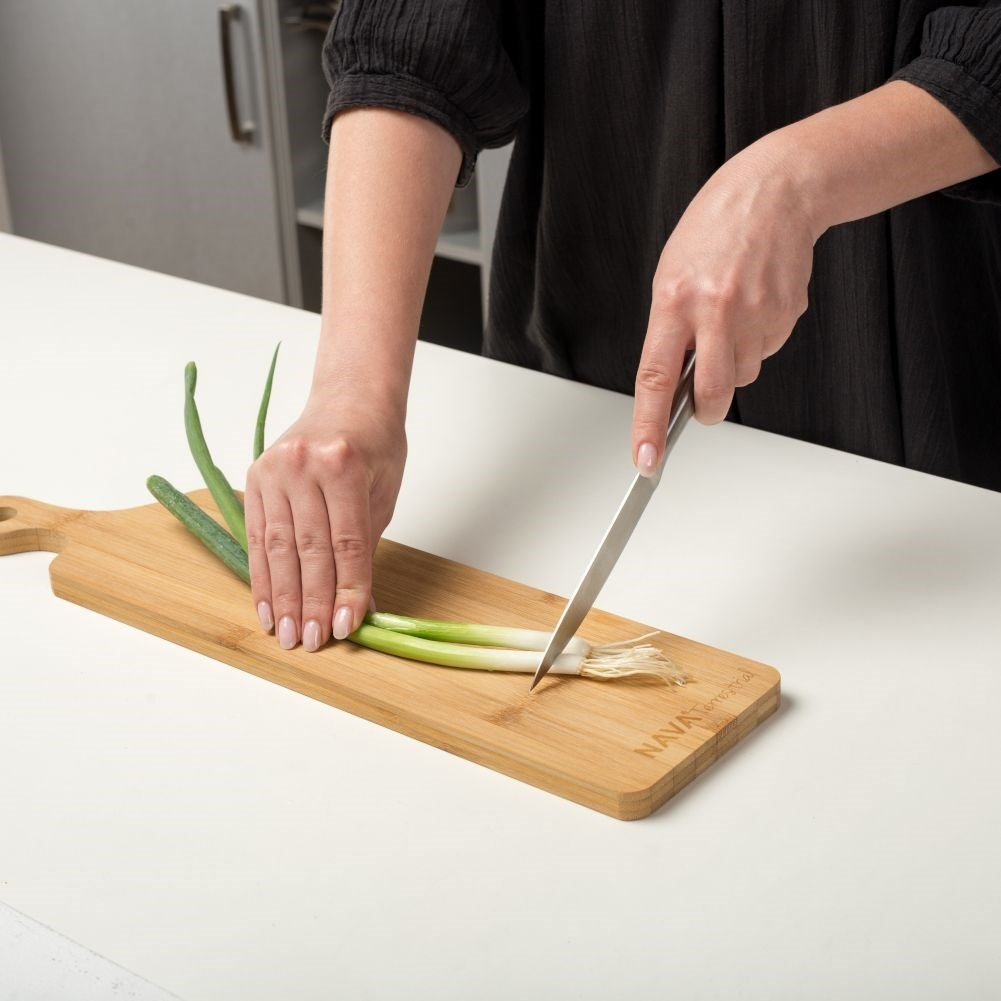 Natural and durable bamboo cutting board for cooking