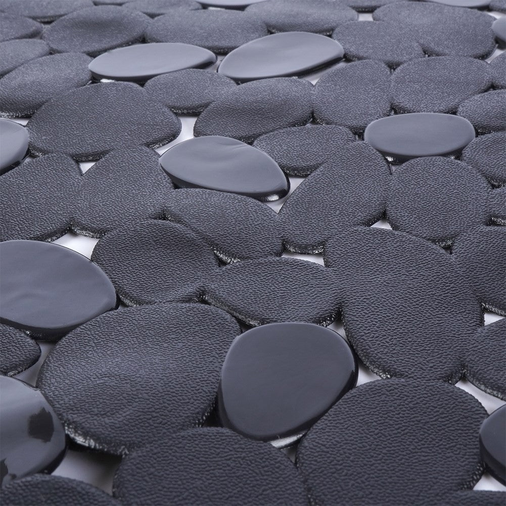 Non-slip protection with suction cups for safer showering and bathing
