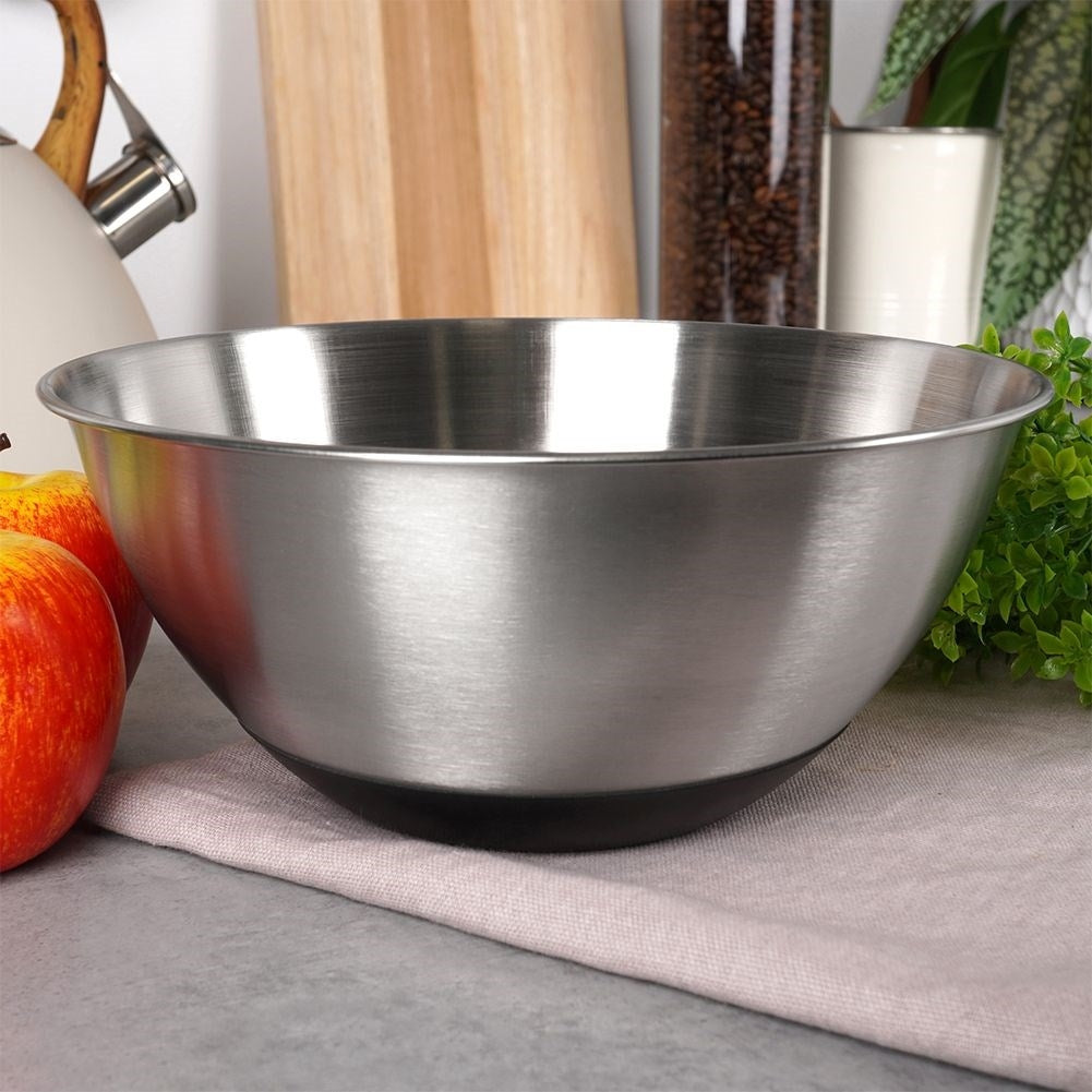 Non-slip stainless steel bowl with versatile use in the kitchen