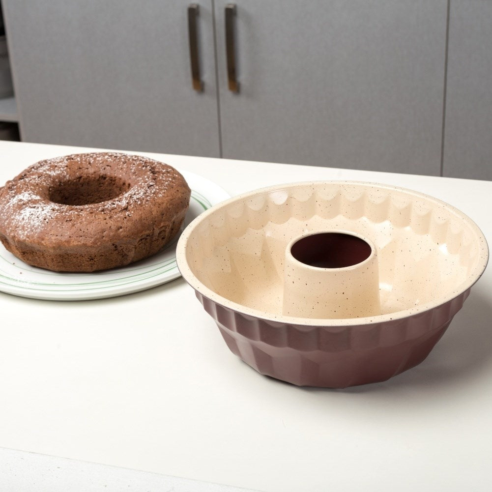Non-stick baking pan with ceramic granite coating