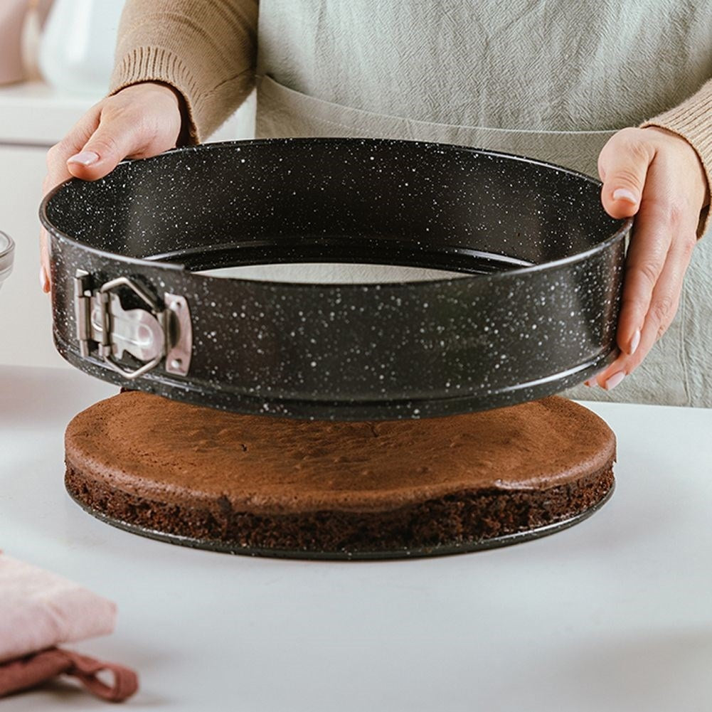 Non-stick baking pan with granite coating for cake bakingNon-stick baking pan with granite coating for cake bakingDiscover our high-quality baking pan with non-stick granite coating that makes baking cakes easy. This baking tin is ideal for use in