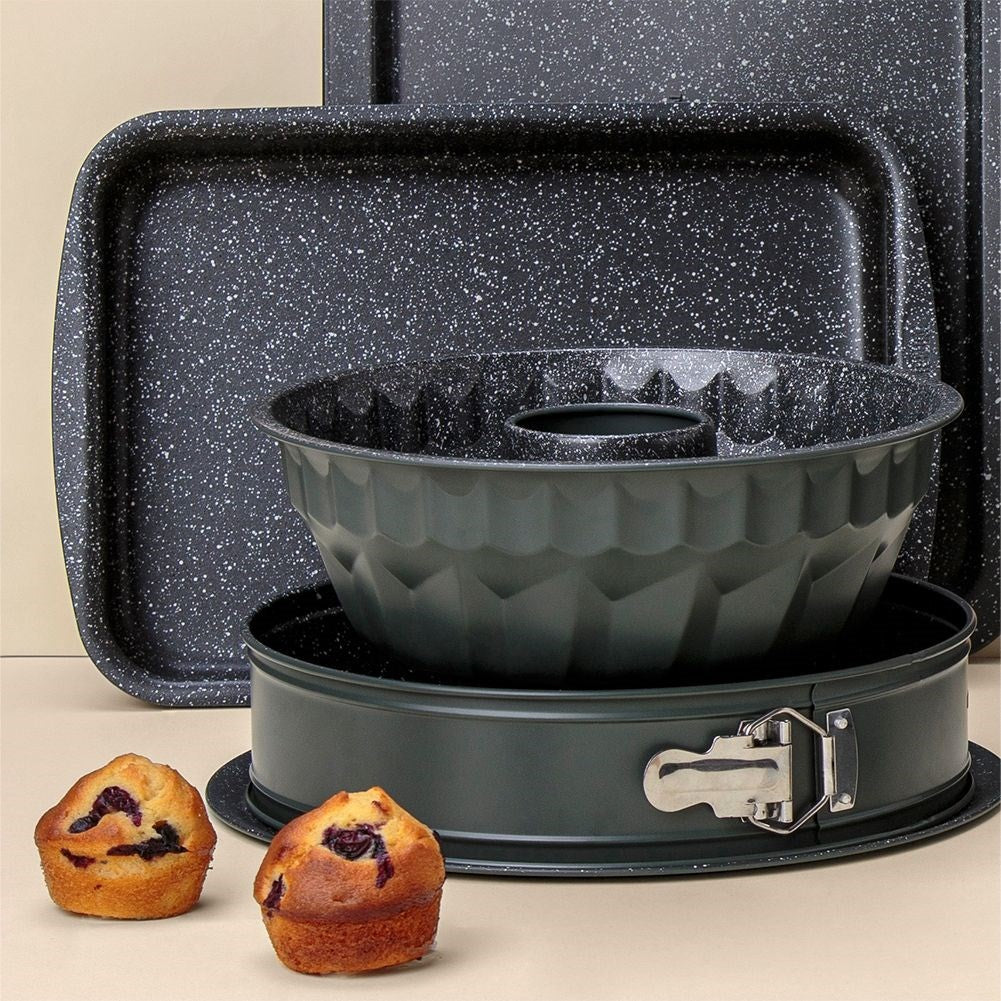 Non-stick baking tray for cakes, meat, vegetables, desserts