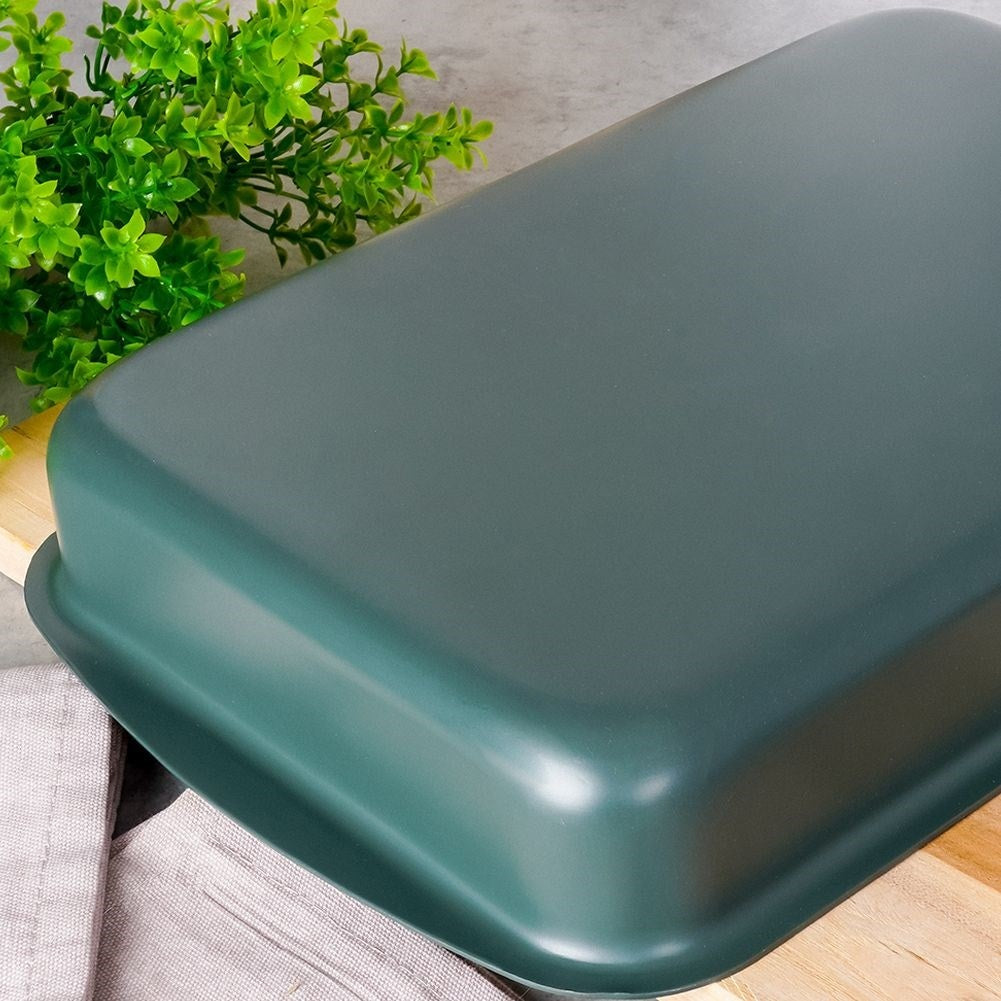 Non-stick baking tray for cakes, meat, vegetables, desserts