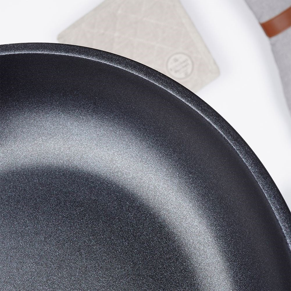 Non-stick frying pan WOODEN 20 cm