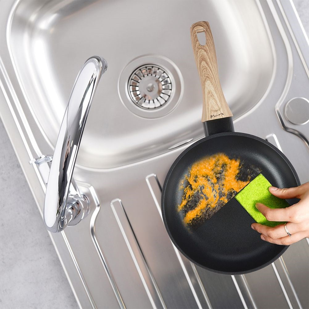 Non-stick frying pan WOODEN 20 cm