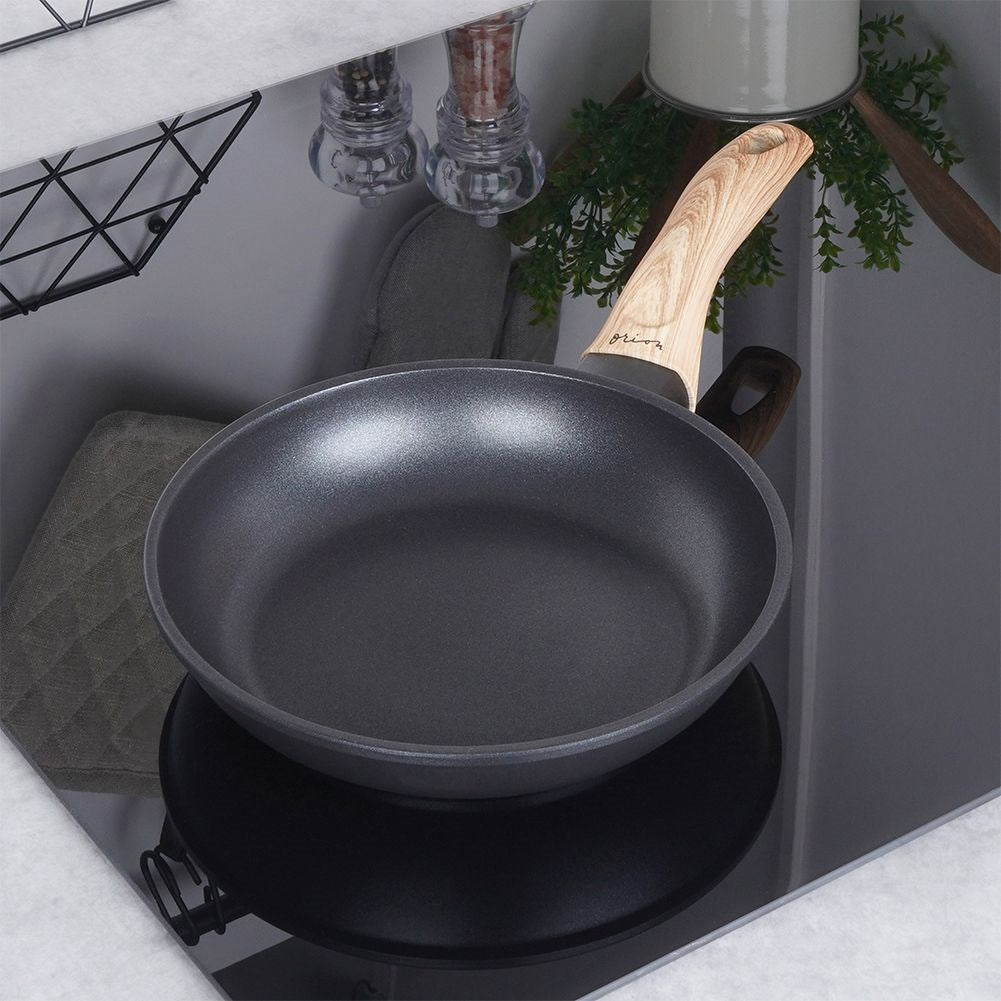 Non-stick frying pan WOODEN 20 cm