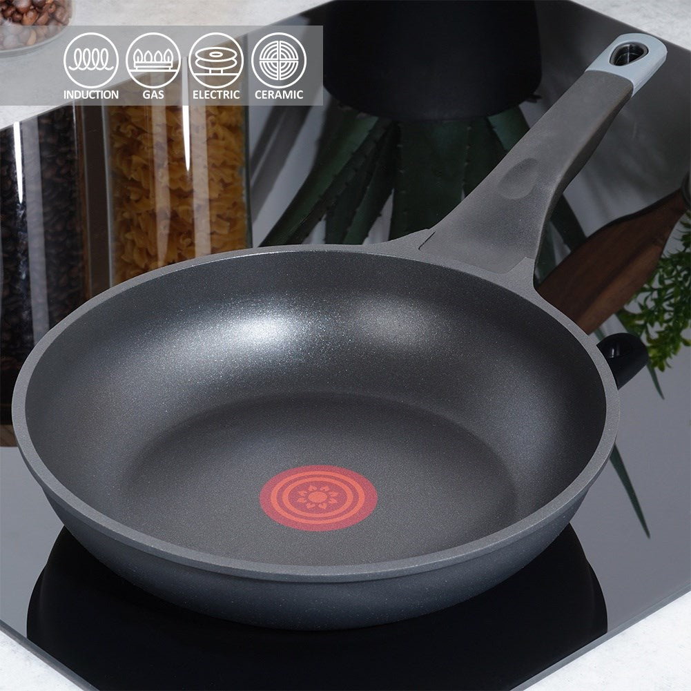 Non-stick frying pan with heating indicator GALI 20 cm