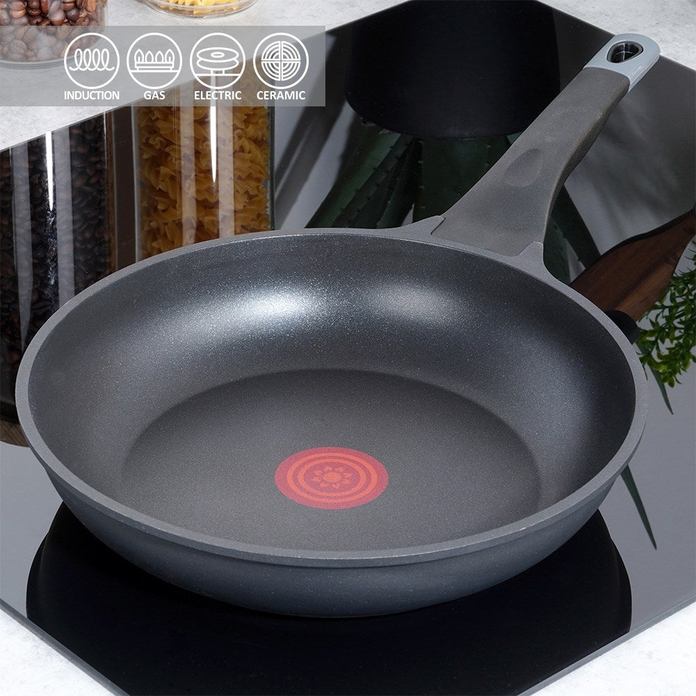Non-stick frying pan with heating indicator GALI 24 cm