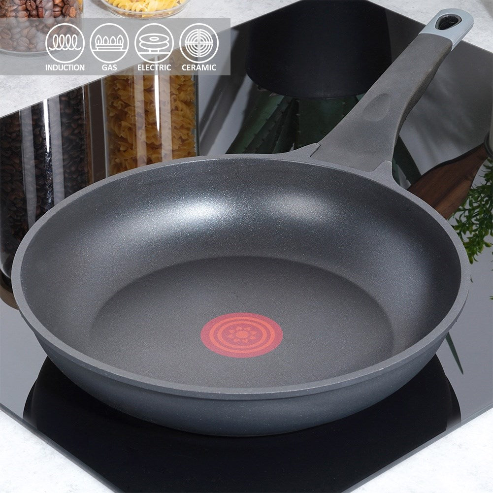 Non-stick frying pan with heating indicator GALI 26 cm