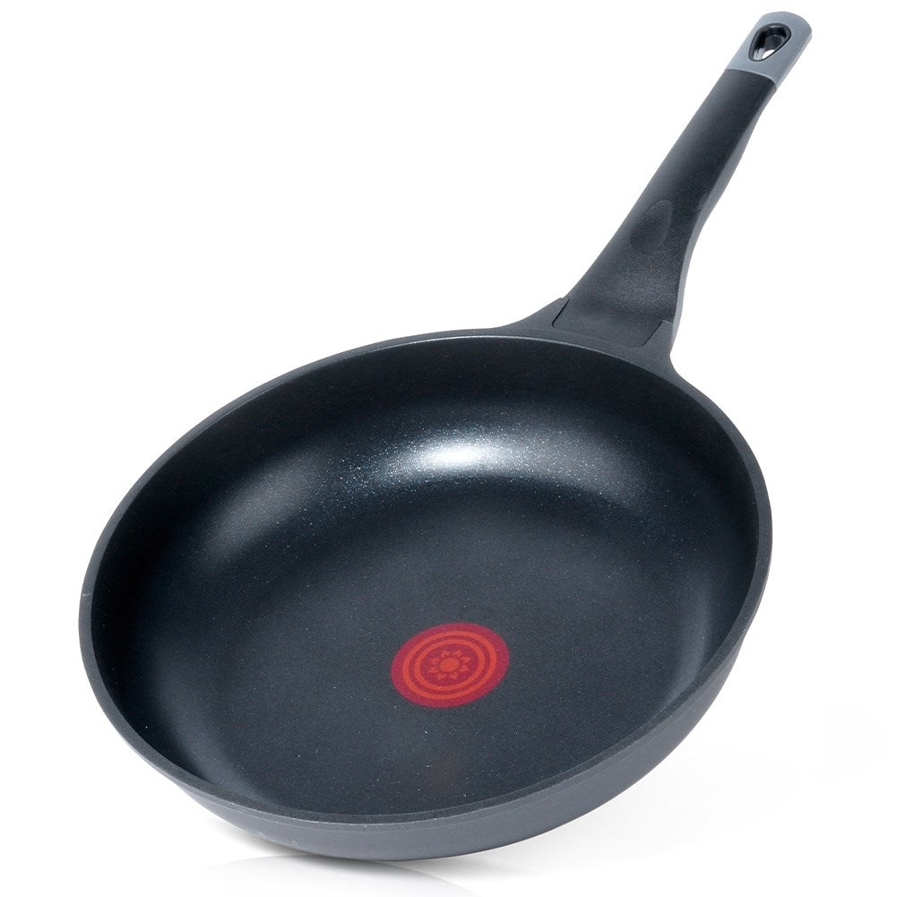 Non-stick frying pan with heating indicator GALI 28 cm