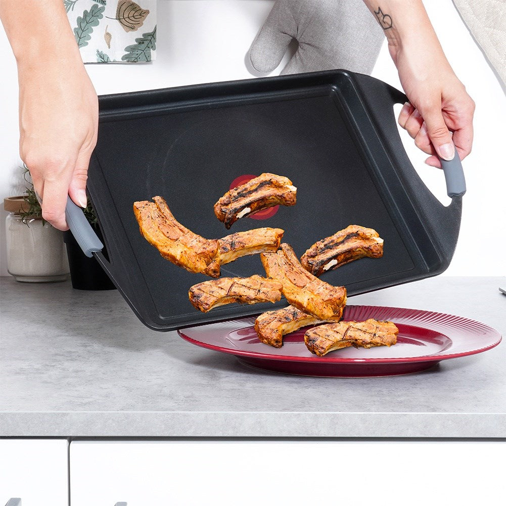 Non-stick grill plate with heating indicator GALI 41x24.5 cm