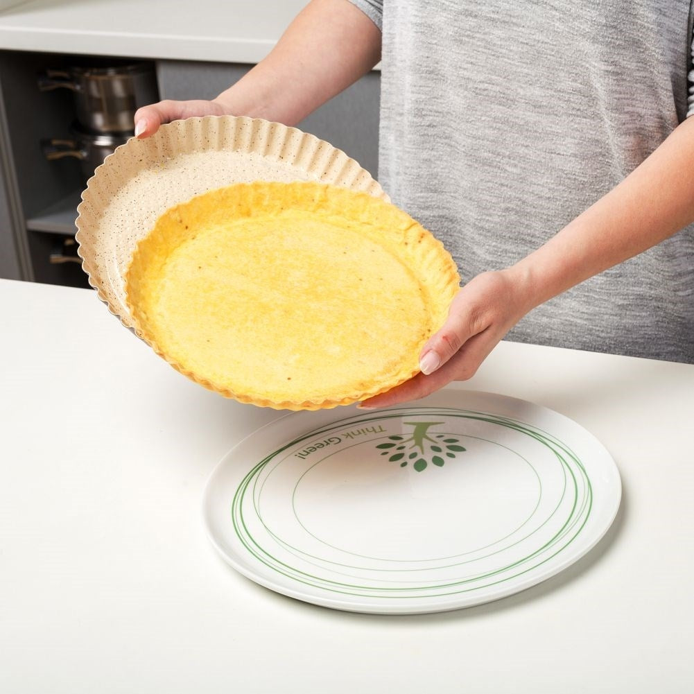 Non-stick pan with granite coating for pies