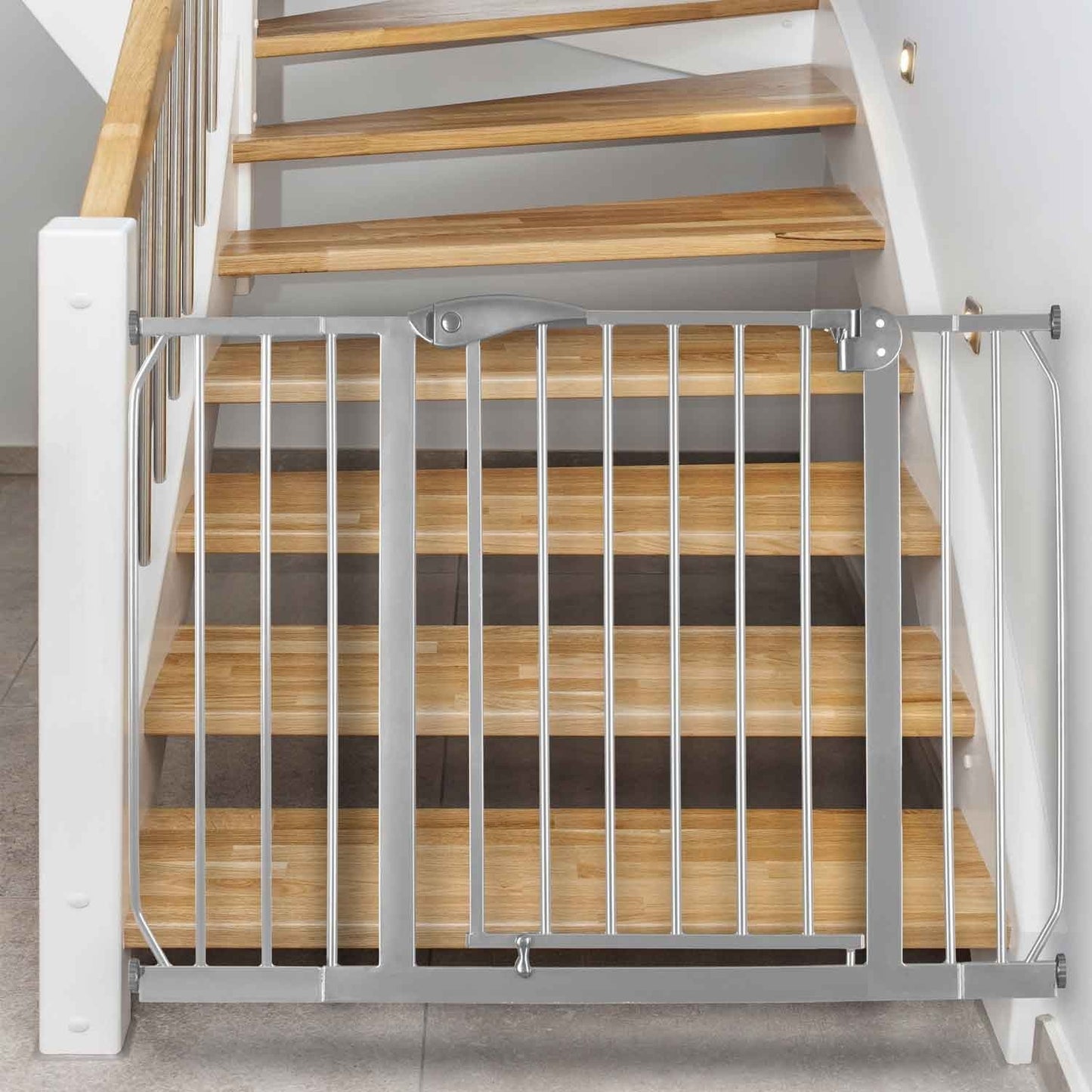 Nukido 718301 gray safety gate barrier