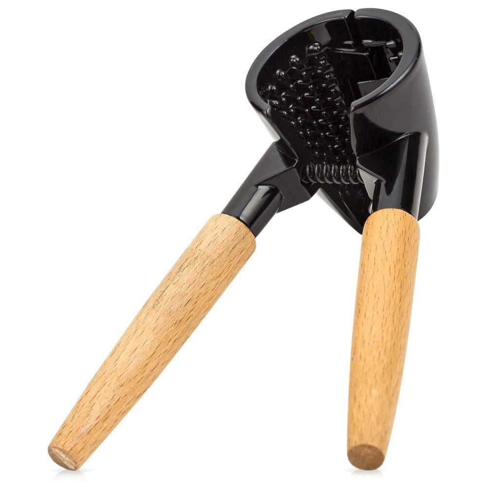 Nutcracker with non-slip beechwood handles for all nuts