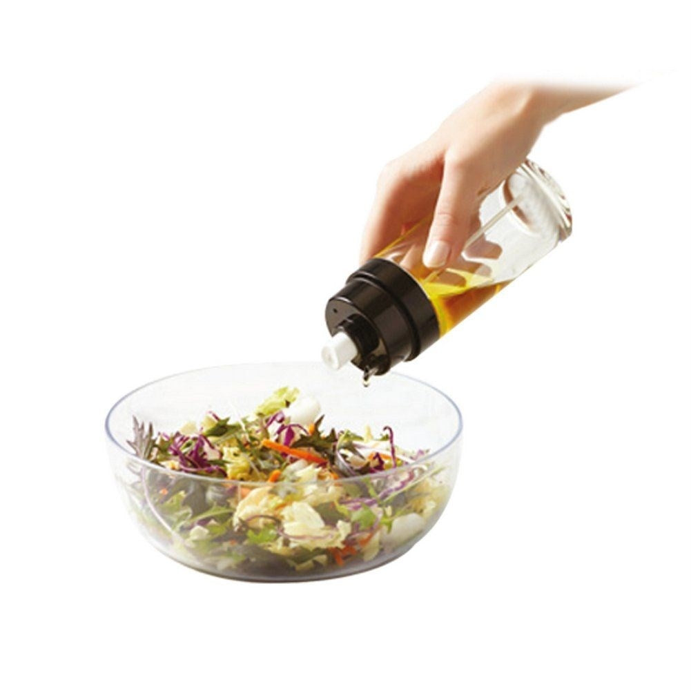 Oil mister for healthy and easy cooking