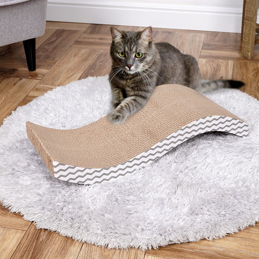 Organic scratching board with catnip, protects furniture and claws