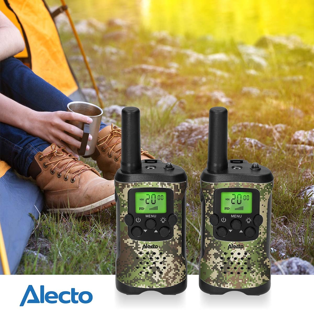 Outdoor Walkie Talkies Set, 7km Range, Built-In Flashlight