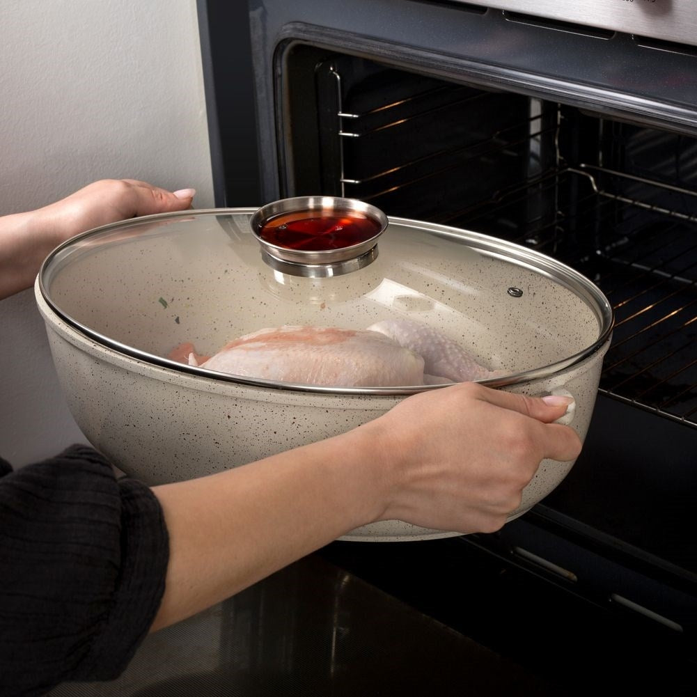 Oval oven shape with granite-like non-stick coating