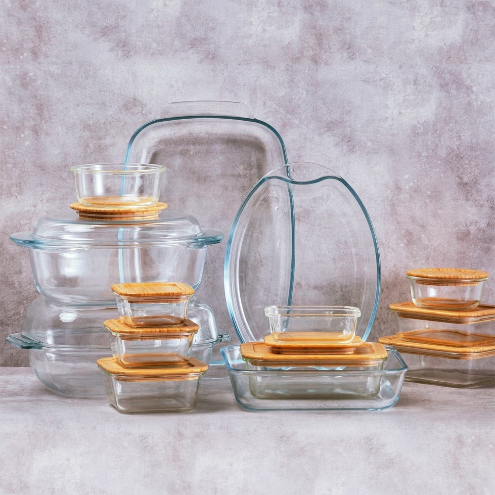 Oven form in heat-resistant borosilicate glass for baking and cooking