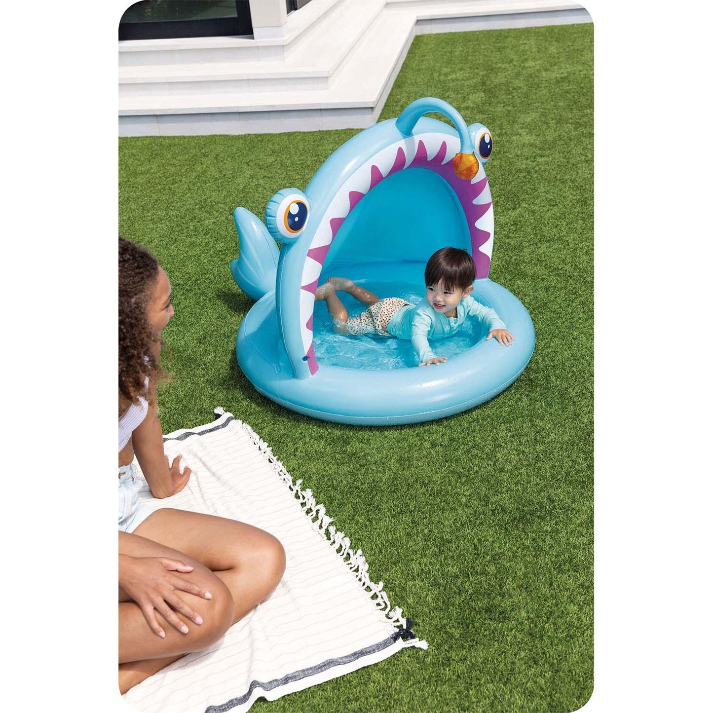 Paddling pool with roof Fish-angler 102 x 94 cm Intex 58419