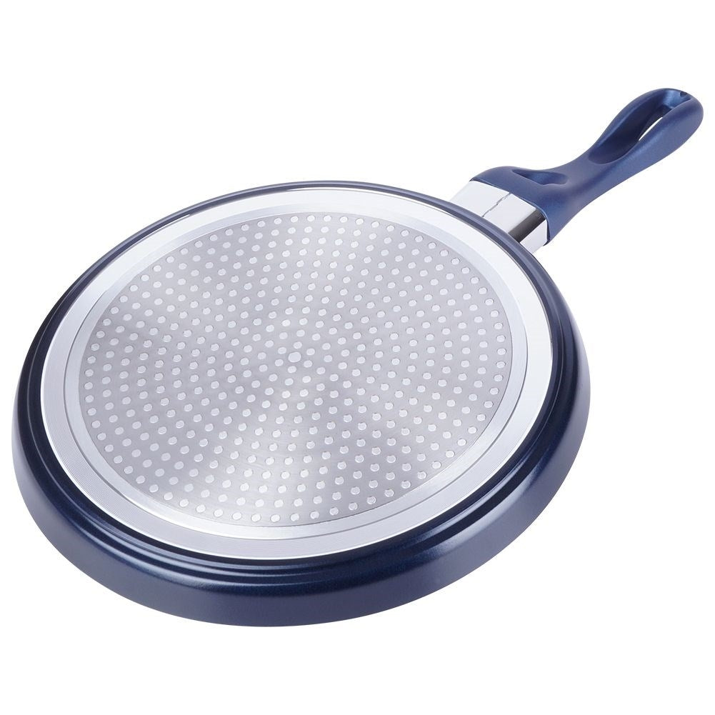 Pancake pan with ceramic coating and diamonds