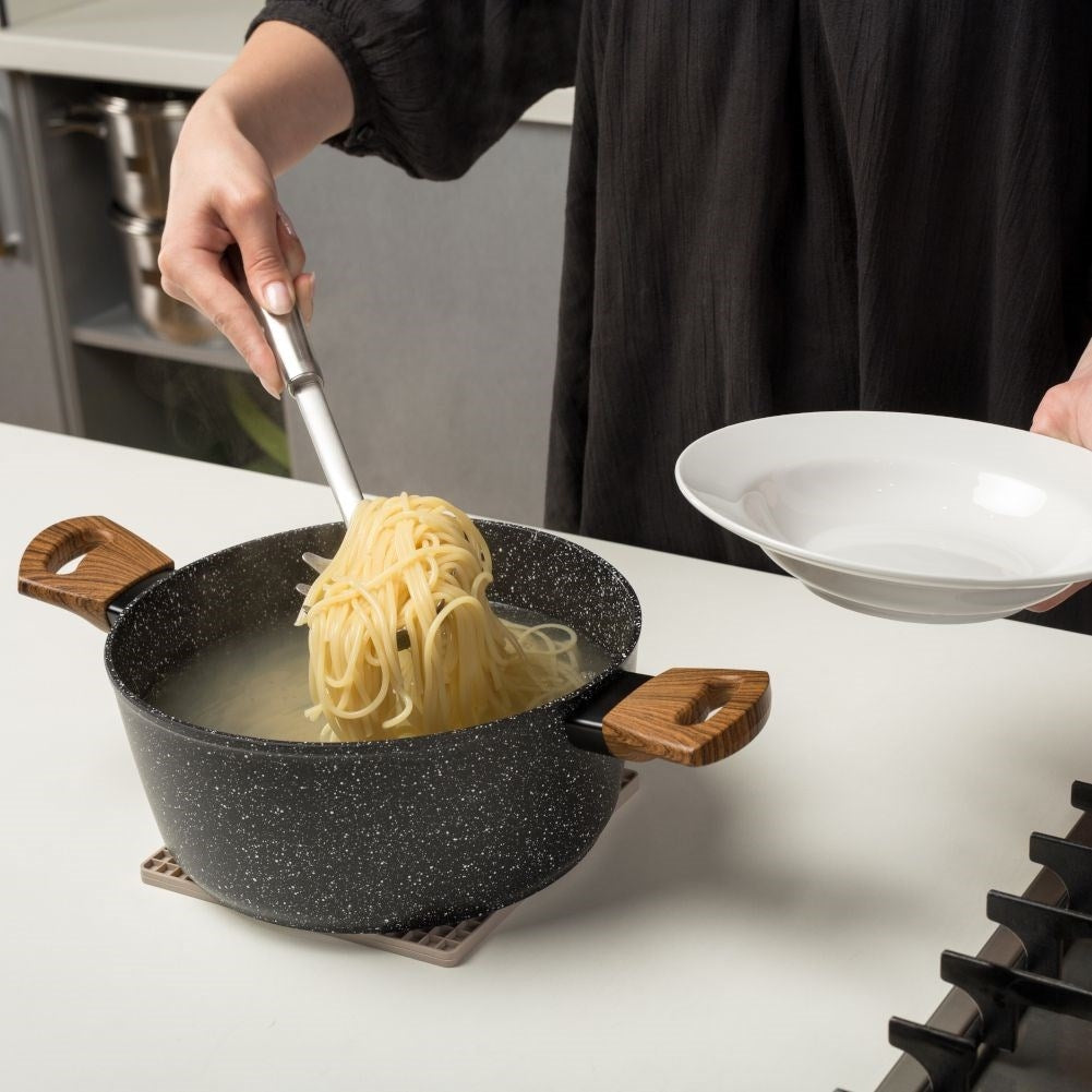 Pasta serving utensils in matt stainless steel, dishwasher safe