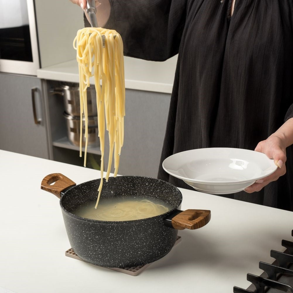 Pasta serving utensils in matt stainless steel, dishwasher safe